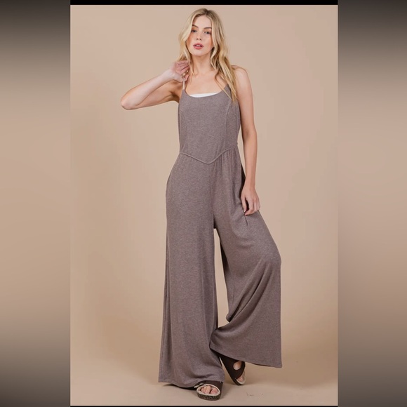 Solid Wide Leg Ribbed Knit Jumpsuit - Picture 4 of 6